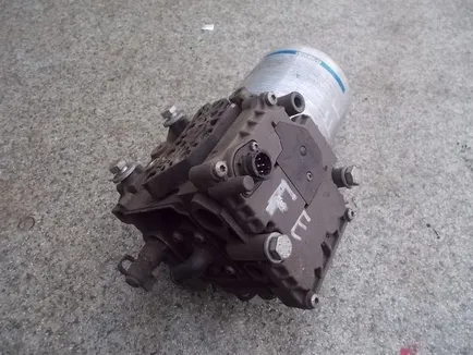20729825 VOLVO Осушитель, Отсутствует