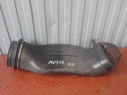 9425281307 MERCEDES Воздуховод
