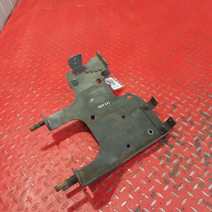 9314300810 MERCEDES Кронштейн осушителя