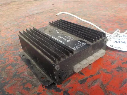 5010589393 RENAULT Преобразователь напряжения