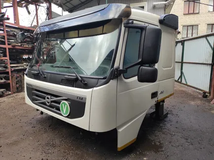 Кабина VOLVO Sleeper Cab, Отсутствует