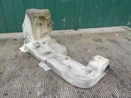 9438690020 MERCEDES Бачок омывателя