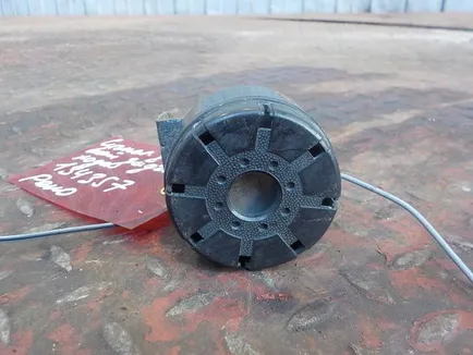 7421056874 RENAULT Сигнал звуковой, Отсутствует