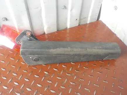 9707301 MERCEDES Подлокотник сиденья, Отсутствует