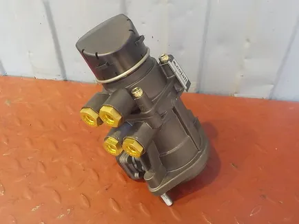 2332001 COJALI Кран главный тормозной