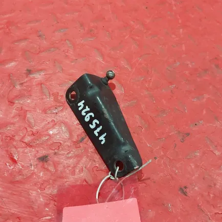 810W611405010 SITRAK\HOWO Кронштейн амортизатора капота правый