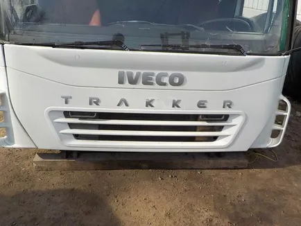 504108492 IVECO Капот, Отсутствует