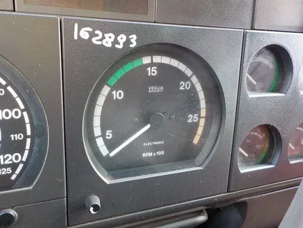 41200730 IVECO Панель приборов, Отсутствует
