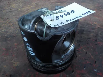5410303737 MERCEDES Поршень