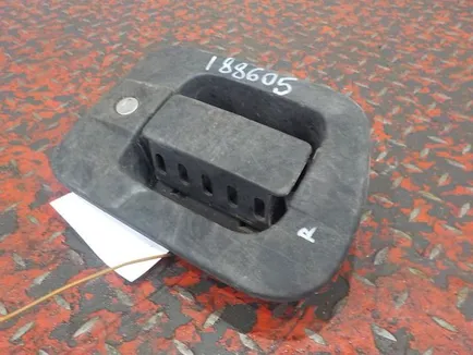 504308462 IVECO Ручка двери наружная правая