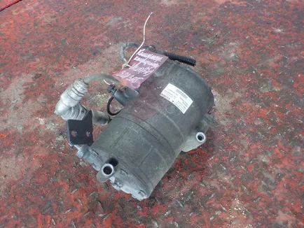 82812159 VOLVO Компрессор кондиционера