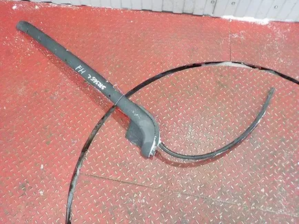 3175905 VOLVO Накладка лобового стекла