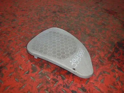 504009660 IVECO Решетка динамика