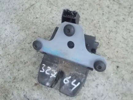 1743698 FORD Замок багажника, Отсутствует