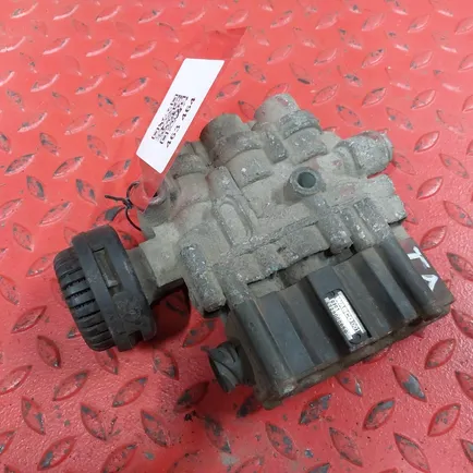 41003310 IVECO Кран ECAS