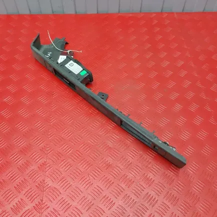 82216234 VOLVO Дефлектор воздушный