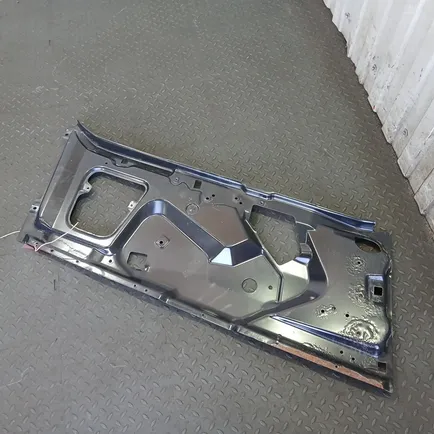 9737201814 MERCEDES Кронштейн стеклоподъемника правый