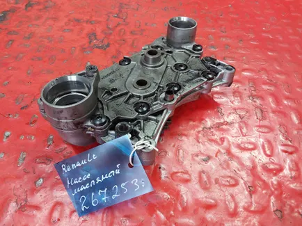 7421736639 RENAULT Насос масляный