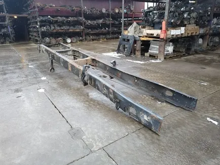 85137023 VOLVO Рама, Отсутствует