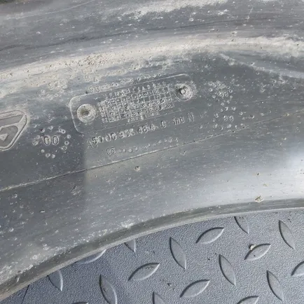 5000938484 RENAULT Накладка крыла левая