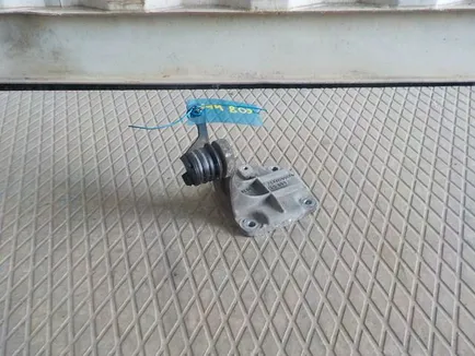 5411300940 MERCEDES Кронштейн компрессора