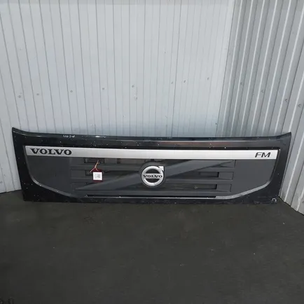 82257549 VOLVO Капот