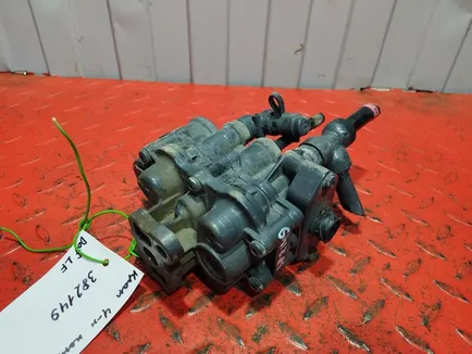 1961297 DAF Кран 4-х контурный