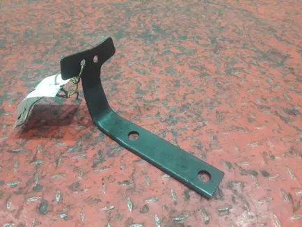 20731646 VOLVO Кронштейн осушителя