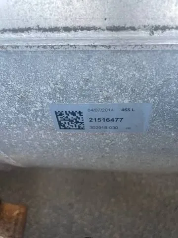 7421516477 RENAULT Бак топливный, Отсутствует