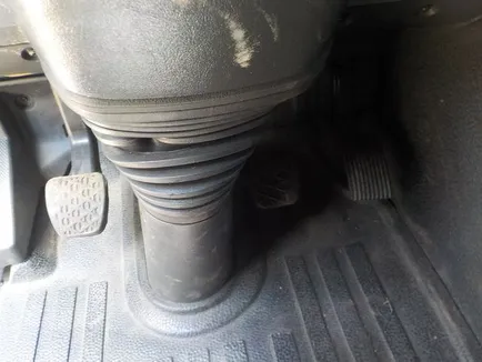 9402940501 MERCEDES Блок педалей, Отсутствует