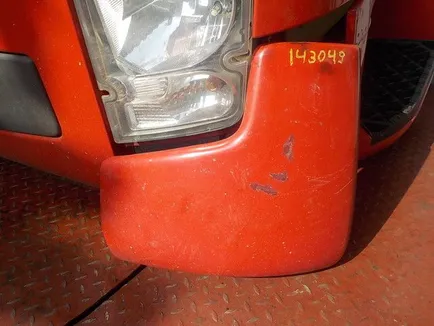 20734270 VOLVO Угол бампера левый, Отсутствует