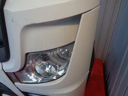9608803905 MERCEDES Накладка фары левая, Отсутствует