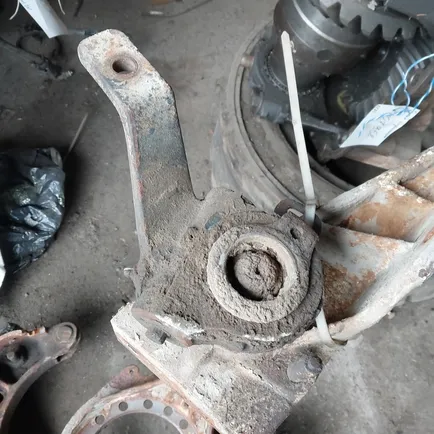 5010098860 RENAULT Трещетка тормозная, Отсутствует