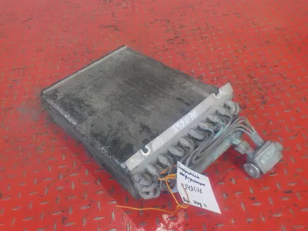 5001829112 RENAULT Испаритель кондиционера, Отсутствует