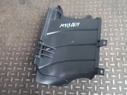 M3130614 MARSHALL Дефлектор кабины внутренняя часть левая