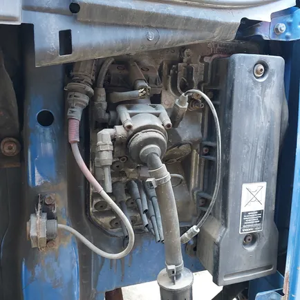 8189958 VOLVO Блок педалей, Отсутствует