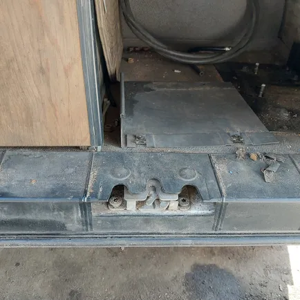 20467158 VOLVO Замок бардачка