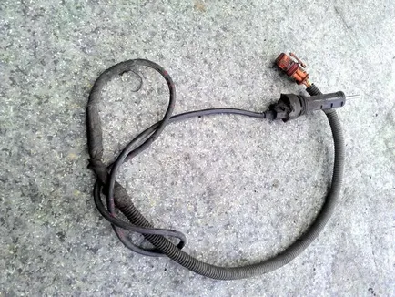 20928533 VOLVO Датчик износа колодок, Отсутствует