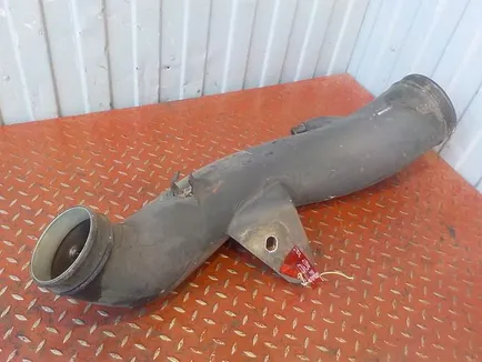 7420855650 RENAULT Воздуховод, Отсутствует