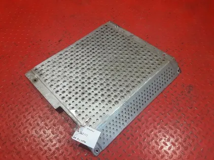 9304923530 MERCEDES Кожух защитный