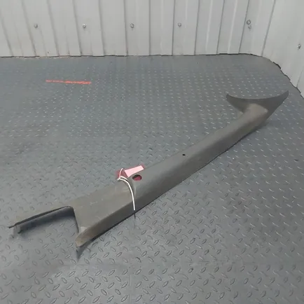 1096211 VOLVO Накладка стойки