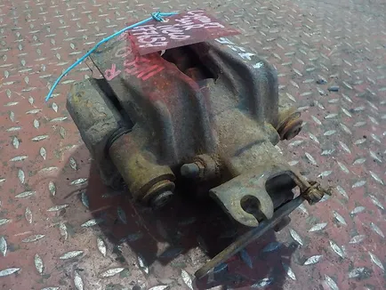 42548190 IVECO Суппорт задний правый