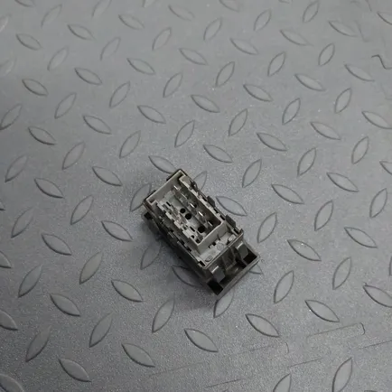 5010306840 RENAULT Кнопка