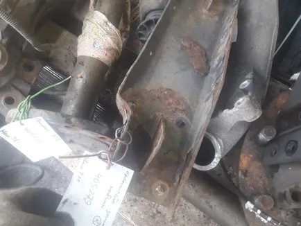 21823540 VOLVO Кронштейн замка кабины, Отсутствует