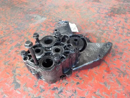 20709848 VOLVO Насос масляный