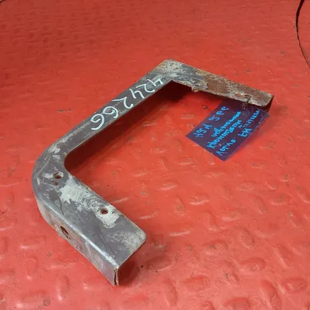 20360784 VOLVO Кронштейн подножки