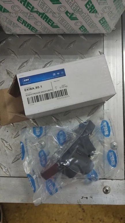 EKWA801 EBS Датчик давления воздуха