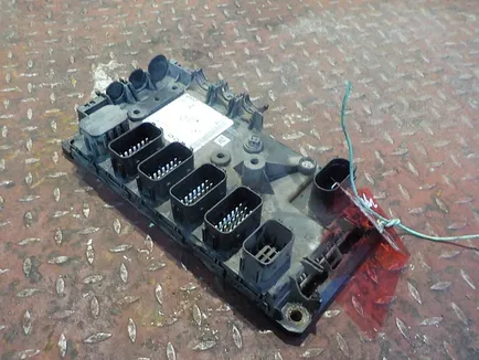 4461561 MERCEDES Блок управления Frontmodul, Отсутствует