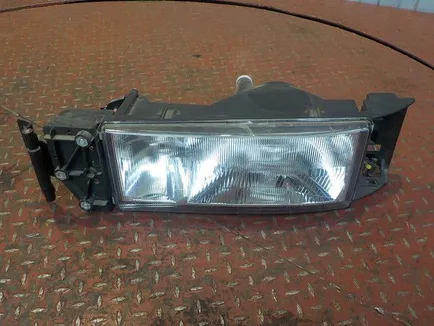 098055315ERM ERMAX Фара левая