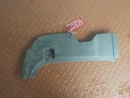 21094087 VOLVO Накладка стойки